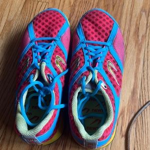 Newton gravity sneakers